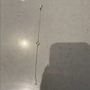 Elegant Gold Bracelet with Aquamarine Accent